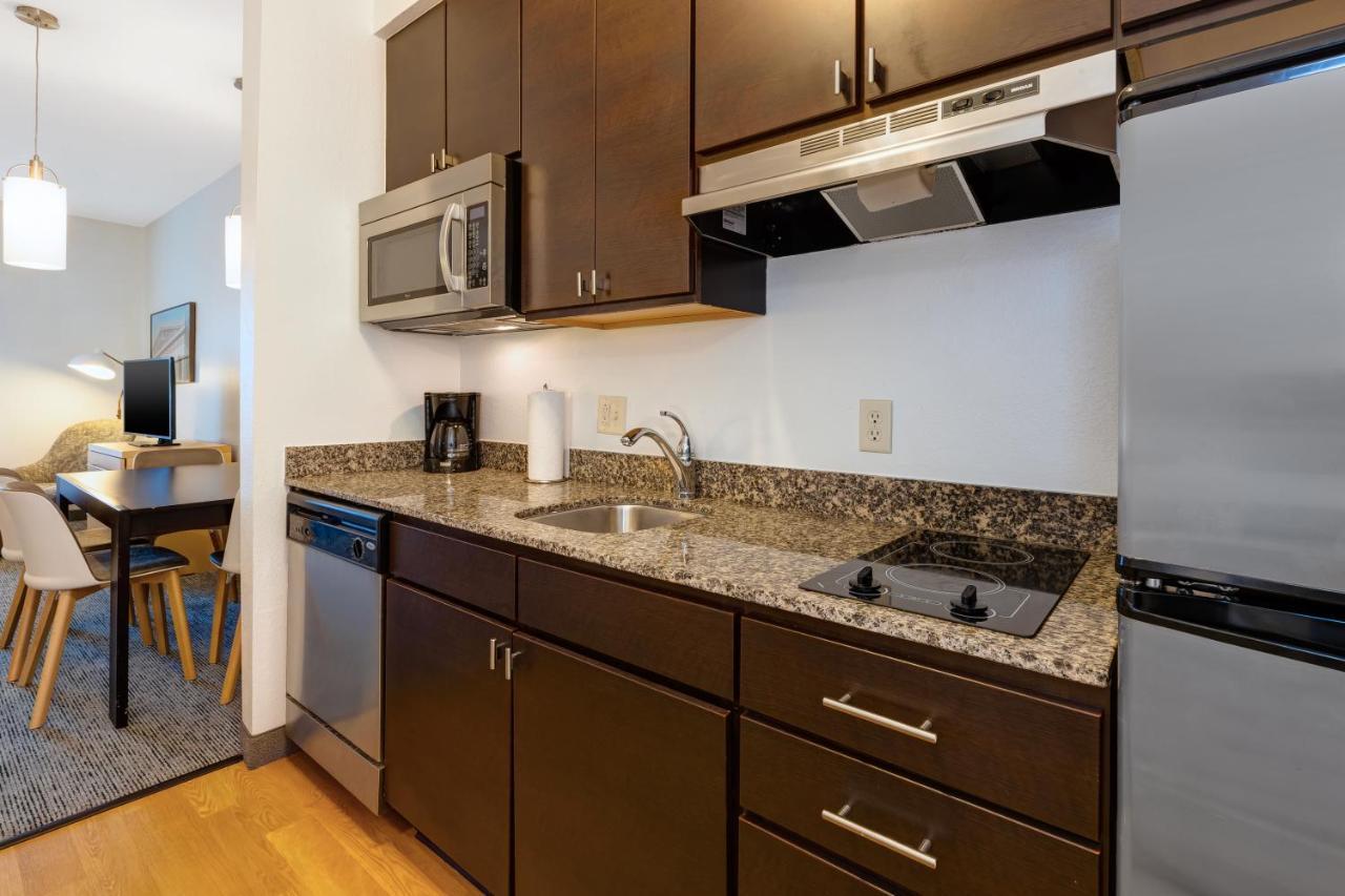 Towneplace Suites By Marriott Nashville Airport Buitenkant foto