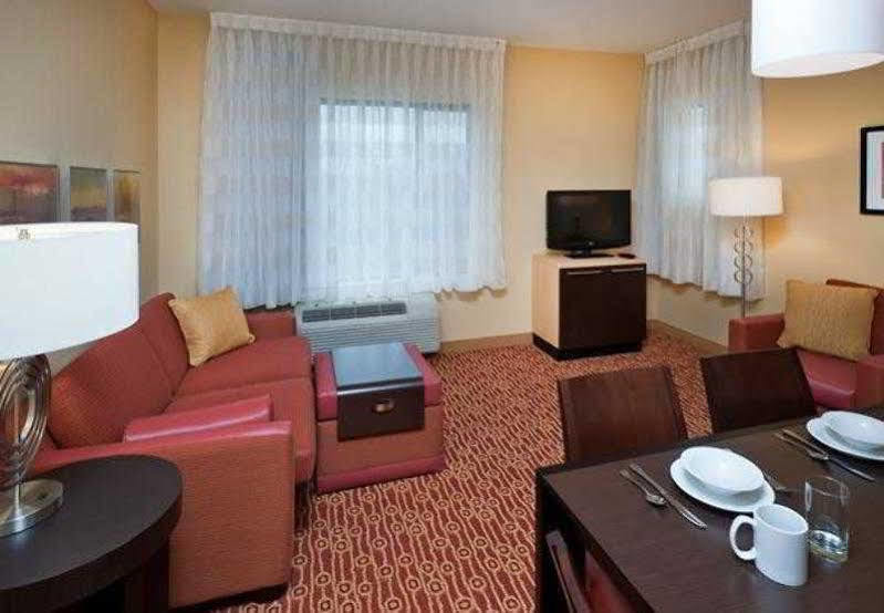 Towneplace Suites By Marriott Nashville Airport Buitenkant foto